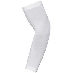 Ocieplacz Odlo Armwarmer CERAMICOOL LIGHT. Czarne rękawiczki ODLO, bez wzorów, sportowe. Za 138.79 zł.