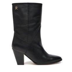 Botki Tommy Hilfiger. Czarne botki Tommy Hilfiger, bez wzorów, bez obcasa, na słupku, bez zapięcia. Za 599.99 zł.