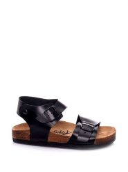 Moosefield Skórzane sandały w kolorze czarnym rozmiar: 35. Czarne sandały Moosefield, bez wzorów, ze skóry, klasyczne, z otwartym noskiem, bez obcasa, bez zapięcia. Za 101.23 zł.