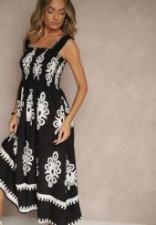 Czarna Rozkloszowana Sukienka z Wiskozy z Ornamentnym Motywem Aloxe. Czarne sukienki Renee, na spotkanie biznesowe, l, bez wzorów, z wiskozy, bez kołnierzyka, bez ramiączek, maxi, rozkloszowane. Za 69.99 zł.