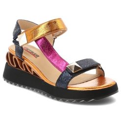 Sandały damskie Artiker, cholewka ze skóry naturalnej licowej pasek wokół kostki z regulacją na rzep, pomarańczowe, 58C1371. Brązowe sandały Artiker, bez wzorów, ze skóry, bez obcasa, bez zapięcia. Za 299.00 zł.