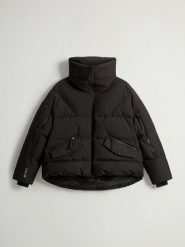 Woolrich Kurtka puchowa w kolorze czarnym rozmiar: L. Czarne kurtki Woolrich, l, bez wzorów, z puchu, bez kaptura. Za 1,953.49 zł.