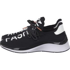 Tamaris tenisówki damskie 39 czarne. Czarne trampki Tamaris, bez wzorów, bez zapięcia. Za 250.00 zł.