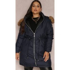 Granatowa Kurtka Dwustronna z Kapturem Nesse. Niebieskie kurtki Renee, na zimę, plus size, bez wzorów, z kapturem. W wyprzedaży za 356.99 zł.