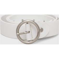 Answear Lab pasek skórzany damski kolor biały. Białe paski Answear Lab, bez wzorów. Za 69.99 zł.