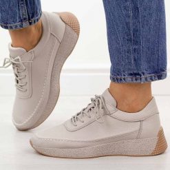 Szare gładkie skórzane półbuty damskie Sergio Leone sp013. Szare półbuty wsuwane Sergio Leone, na jesień, bez wzorów, z jeansu, casualowe, z okrągłym noskiem, bez obcasa, na płaskiej podeszwie. Za 209.00 zł.