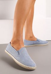 Jasnoniebieskie Casualowe Tenisówki na Płaskiej Plecionej Podeszwie Iramoon. Niebieskie trampki Renee, bez wzorów, z jeansu, eleganckie, bez zapięcia. W wyprzedaży za 23.99 zł.