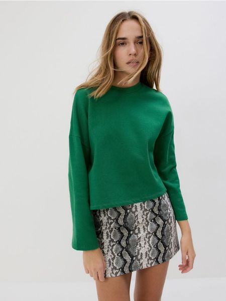 Bluza boxy - zielony. Zielone bluzy Reserved, l, bez wzorów, z bawełny, bez ramiączek, bez kaptura. W wyprzedaży za 49.99 zł.