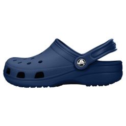 Klapki dla dorosłych Crocs Classic. Niebieskie klapki Crocs, bez wzorów, sportowe, bez obcasa, bez zapięcia. Za 159.99 zł.