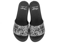 Klapki sportowe damskie Rider Splash VI. Czarne klapki Rider, bez wzorów, z gumy, sportowe, bez obcasa, bez zapięcia. Za 119.00 zł.