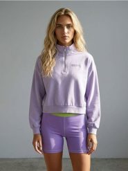 Bluza half-zip z haftowanym napisem z bawełną - fioletowy. Fioletowe bluzy Sinsay, l, bez wzorów, z bawełny, bez kaptura, do biegania. Za 49.99 zł.