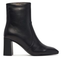 Botki Furla. Czarne botki Furla, bez wzorów, bez obcasa, na słupku, bez zapięcia. Za 1,149.00 zł.