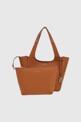 GUESS Brązowa shopperka damska Calista 2 In 1. Brązowe torebki klasyczne Guess, z aplikacjami, ze skóry ekologicznej, duże, bez dodatków. W wyprzedaży za 529.99 zł.