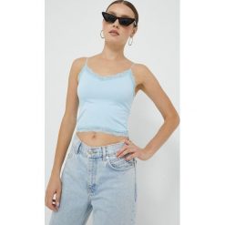Only top damski. Niebieskie topy ONLY, l, bez wzorów, z materiału, bez kołnierzyka, bez ramiączek. W wyprzedaży za 41.99 zł.