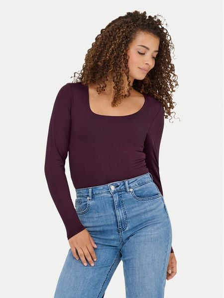 ONLY Bluzka Lea 15302647 Fioletowy Slim Fit. Fioletowe bluzki ONLY, xs, bez wzorów, z syntetyku, bez kołnierzyka, bez ramiączek. Za 69.99 zł.