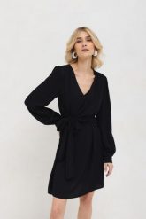 SUKIENKA PAMELA CZARNA XS - Flawless. Czarne sukienki Flawless, na co dzień, xs, bez wzorów, z wiskozy, eleganckie, bez kołnierzyka, bez ramiączek, proste. Za 307.50 zł.
