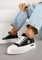 Czarne Trampki na Platformie z Biżuteryjną Aplikacją Gonessa. Czarne trampki Renee, z aplikacjami, z jeansu, eleganckie, bez zapięcia. W wyprzedaży za 75.99 zł.