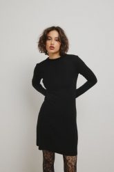 Gładka sukienka z długimi rękawami w kolorze TOTALLY BLACK - GIRONA-M/L. Czarne sukienki Marsala, l, bez wzorów, z elastanu, eleganckie, bez kołnierzyka, bez ramiączek, mini, rozkloszowane. W wyprzedaży za 239.94 zł.