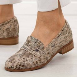 Wąż mokasyny damskie Potocki 12786. Brązowe mokasyny POTOCKI, bez wzorów, z jeansu. Za 189.00 zł.