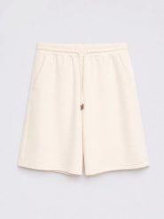 Szorty damskie dresowe z wiskozy kremowe Lunaras 102. Białe szorty BIG STAR, bez wzorów, z dresówki, eleganckie. Za 119.99 zł.