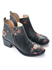 Goby Botki w kolorze czarnym ze wzorem rozmiar: 40. Czarne botki Goby, bez wzorów, z materiału, z okrągłym noskiem, bez obcasa, bez zapięcia. Za 347.99 zł.