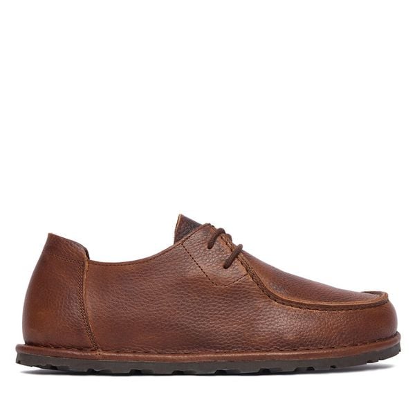 Półbuty Birkenstock. Brązowe półbuty wsuwane Birkenstock, bez wzorów, bez obcasa, na płaskiej podeszwie. Za 615.99 zł.