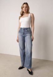 Niebieskie Jeansy z Wysokim Stanem i Szerokimi Nogawkami z Bawełną i Wiskozą Corraesea. Niebieskie jeansy Born2be, l, bez wzorów, z bawełny, klasyczne, z podwyższonym stanem, długie. Za 119.99 zł.