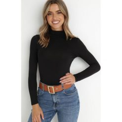 Czarny Golf Dere. Czarne swetry Born2be, na jesień, xs, z aplikacjami, bez ramiączek. W wyprzedaży za 16.99 zł.