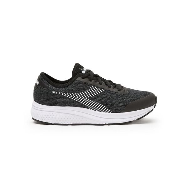 Buty biegowe damskie DIADORA PASSO W. Czarne buty do biegania Diadora, bez wzorów, bez zapięcia, do biegania. Za 129.99 zł.