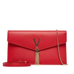 Torebka Valentino. Czerwone kopertówki Valentino, bez wzorów, wizytowe, bez dodatków. Za 439.99 zł.