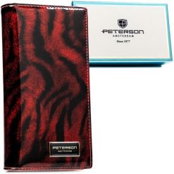 Lakierowany, czerwony portfel damski ze skóry naturalnej i ekologicznej w zwierzęcy wzór PTN PS1431-TDS Peterson. Czerwone portfele Peterson, bez wzorów, z lakierowanej skóry. Za 134.99 zł.