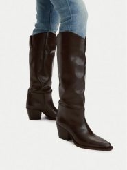 G-STAR Kozaki EO-HASRET-25FW38 Brązowy. Brązowe kozaki G-Star, bez wzorów, ze skóry, retro, bez obcasa, na słupku, bez zapięcia. Za 649.99 zł.