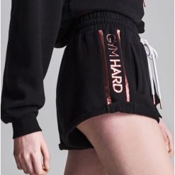 Sportowe szorty Gym Hard - Czarny. Szorty sportowe marki Sinsay. Za 49.99 zł.