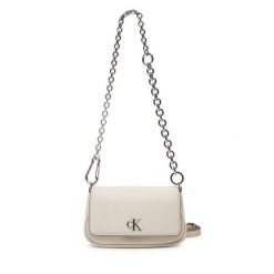 Torebka Calvin Klein Jeans. Kopertówki Calvin Klein Jeans, bez wzorów, z jeansu, bez dodatków. Za 259.99 zł.