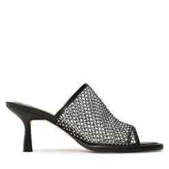 Klapki Ted Baker. Czarne klapki Ted Baker, bez wzorów, bez obcasa, bez zapięcia. Za 599.99 zł.