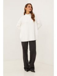 Soft Cashmere Sweter w kolorze białym rozmiar: 38/40. Białe swetry Soft Cashmere, bez wzorów, klasyczne, bez ramiączek. Za 143.99 zł.