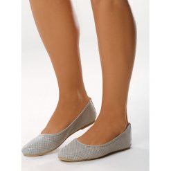 Szare Balerinki Saneness. Baleriny marki Born2be. Za 49.99 zł.
