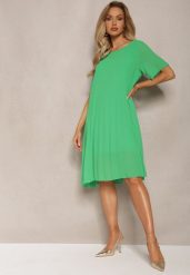 Zielona Plisowana Sukienka o Rozkloszowanym Kroju Orxiala. Zielone sukienki Renee, l, bez wzorów, eleganckie, bez kołnierzyka, bez ramiączek, mini, rozkloszowane. W wyprzedaży za 63.99 zł.