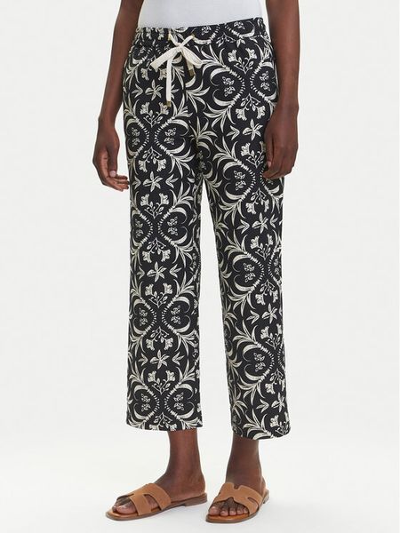 Olsen Spodnie materiałowe 14002434 Czarny Regular Fit. Czarne spodnie materiałowe Olsen, bez wzorów, z materiału. Za 419.99 zł.