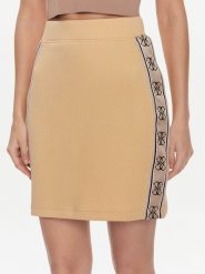 Guess Spódnica mini Cymone V3BD03 KB3P2 Beżowy Regular Fit. Brązowe spódnice Guess, s, z aplikacjami, z syntetyku, mini. Za 149.99 zł.