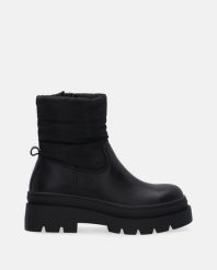 CZARNE BOTKI TW23W11902 BLACK. Czarne botki Venezia, bez wzorów, ze skóry, bez obcasa, bez zapięcia. Za 199.00 zł.