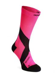 Skarpety rowerowe X-Socks Bike Expert Crew. Czerwone skarpetki X-Socks, bez wzorów, z materiału. Za 126.49 zł.