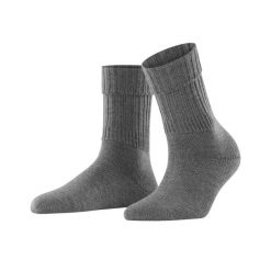 Skarpetki damskie Falke Striggings. Szare skarpetki Falke, bez wzorów, z poliamidu. Za 129.50 zł.