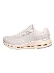 ON RUNNING Buty "Cloudnova form 2 TT" w kolorze białym do biegania rozmiar: 40,5. Białe buty do biegania On Running, bez wzorów, bez zapięcia, do biegania. Za 501.57 zł.