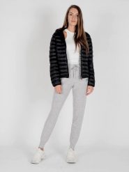 Invicta Kurtka | 4431449 | Kobieta | Czarny. Czarne kurtki Invicta, xl, z aplikacjami, z poliamidu, bez kaptura. W wyprzedaży za 399.00 zł.