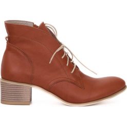 Sznurowane botki na 5 cm klocku - skóra naturalna - model 482 - kolor brązowy. Brązowe botki Zapato, bez wzorów, z jeansu, biznesowe, za kostkę, bez obcasa, na obcasie, bez zapięcia. Za 419.00 zł.