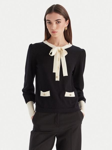 Luisa Spagnoli Sweter Maluma 100211 Czarny Regular Fit. Czarne swetry Luisa Spagnoli, xl, bez wzorów, z wełny, bez ramiączek. Za 1,359.00 zł.