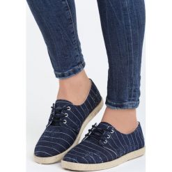 Granatowe Espadryle Heat. Espadryle marki Born2be. Za 29.99 zł.
