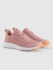 4F Buty sportowe w kolorze jasnoróżowym rozmiar: 37. Różowe buty treningowe 4f, bez wzorów, bez zapięcia, outdoorowe. Za 154.95 zł.