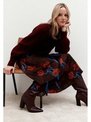 More & More Spódnica w kolorze czerwono-brązowym rozmiar: 38. Brązowe spódnice More & More, na imprezę, s, bez wzorów, z wiskozy, klasyczne, midi. Za 174.84 zł.